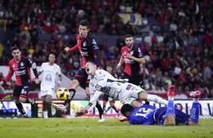 DEBUTA JAMES CON TRIUNFO ANTE EL ATLAS EN EL JALISCO