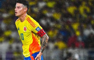 JAMES VIAJA A LEÓN PARA PLASMAR SU FIRMA COMO JUGADOR ESMERALDA