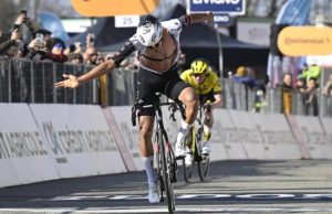 MULTAN A ISAAC DEL TORO TRAS HABER GANADO LA SEMICLÁSICA DE MILÁN