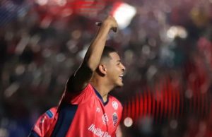 IRAPUATO ACARICIA EL TITULO: VENCE 2-0 A LOS AGUACATEROS EN LA IDA