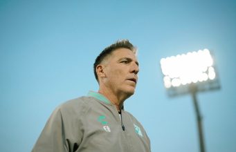 BERIZZO HA GANADO MENOS DE LA MITAD DE SUS PARTIDOS CON LEÓN