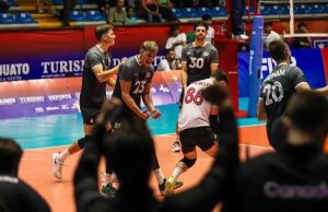 CANADÁ SE CUELGA EL BRONCE TRAS BARRER EN TRES SETS A COLOMBIA