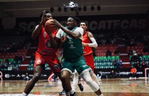MINEROS APALEA A LAS ABEJAS EN EL PRIMER JUEGO DE LA SERIE