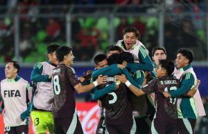 MÉXICO GOLEA 4-1 A CHILE Y AVANZA A LOS CUARTOS DE FINAL