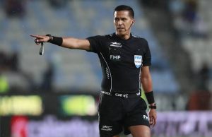 LISTA LA CUARTETA ARBITRAL PARA EL DUELO DE SANTOS CONTRA LEÓN