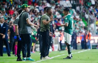 NACHO AMBRIZ REVELA ALTERCADO CON JUGADOR DEL EQUIPO