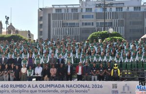 ALE GUTIÉRREZ DESEA SUERTE A LA DELEGACIÓN LEONESA QUE ASISTIRÁ A OLIMPIADA NACIONAL