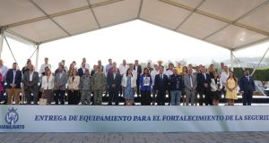 VA EQUIPAMIENTO POLICIACO A PURÍSIMA DEL RINCÓN