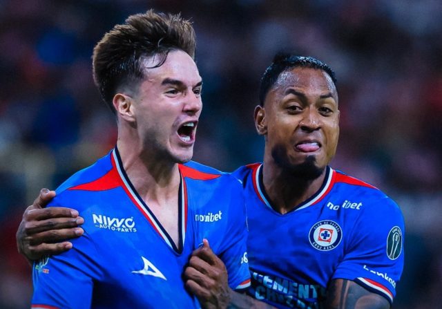 Cruz Azul VS Chivas 16 de mayo