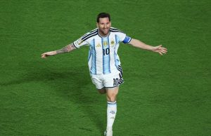 HISTÓRICO TRIPLETE DE MESSI ANTE ARGELIA: EMPATA A KLOSE COMO MÁXIMO GOLEADOR EN MUNDIALES