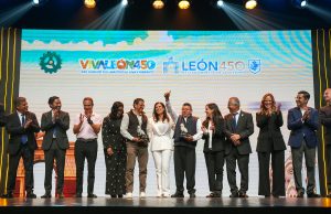 RECONOCEN EN LEÓN A 150 PERSONAS Y EMPRESAS POR SU TRAYECTORIA EN EL TURISMO